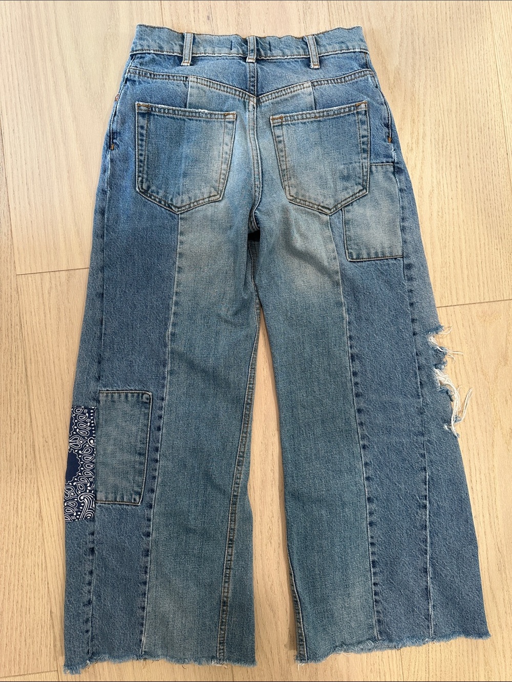 We The Free Blue Heart of Gold Wide Leg Crop Jeans - Picture 3 of 12